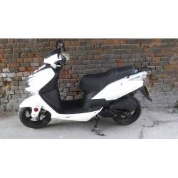 Lexmoto FMX 125 Scooter Good to Go