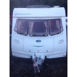 Lunar Rendez-vons 640 fixed bed twin wheel