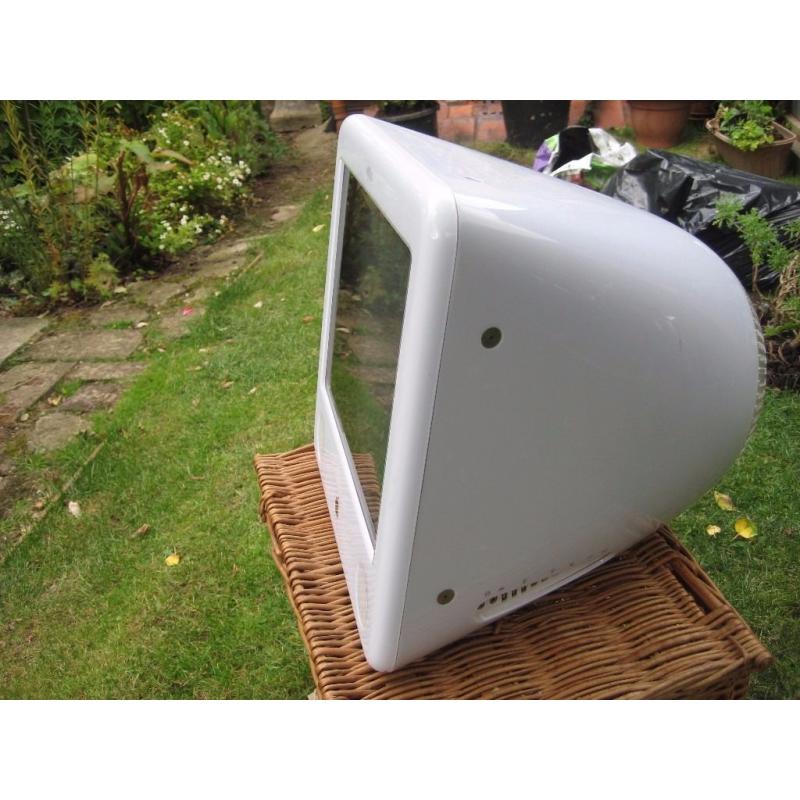 Apple Emac Vintage keyboard not inc Good working order