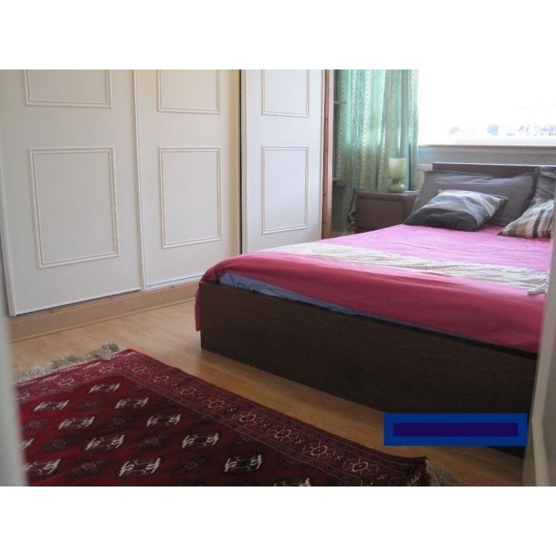 LARGE DOUBLE ROOM INCLUDING BILLS