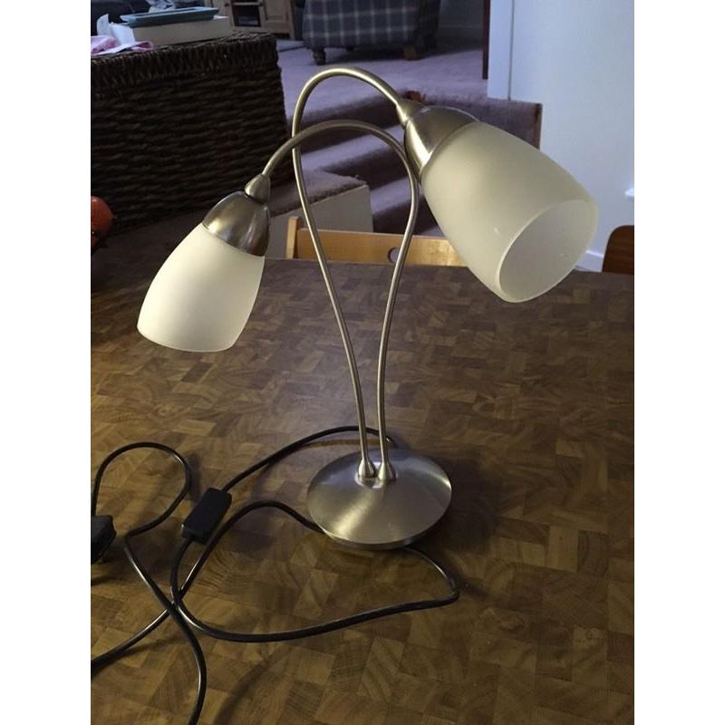 Table lamp