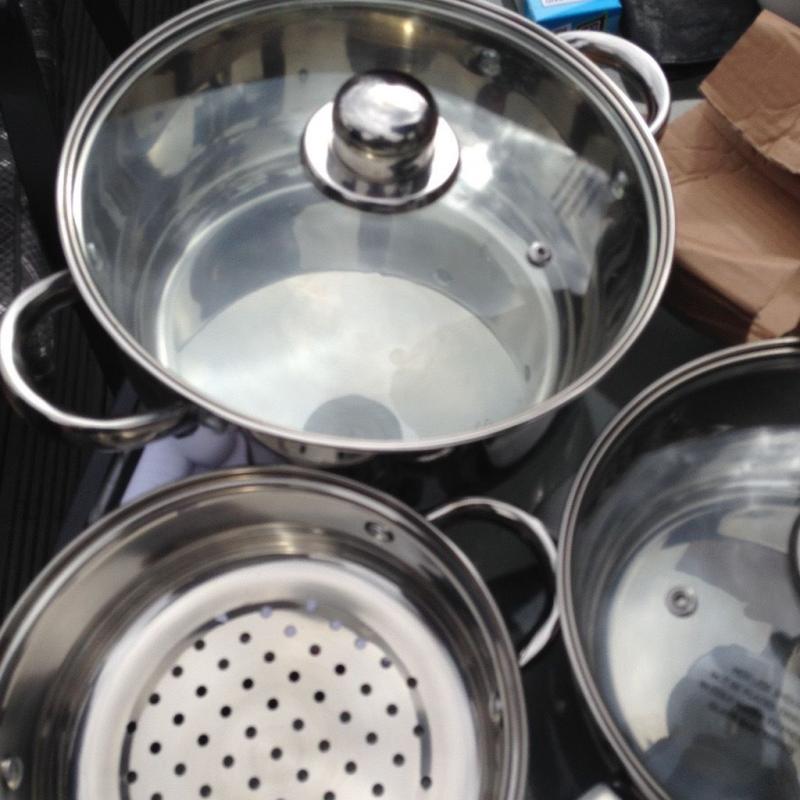 9 Piece steamer and pan set