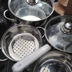9 Piece steamer and pan set