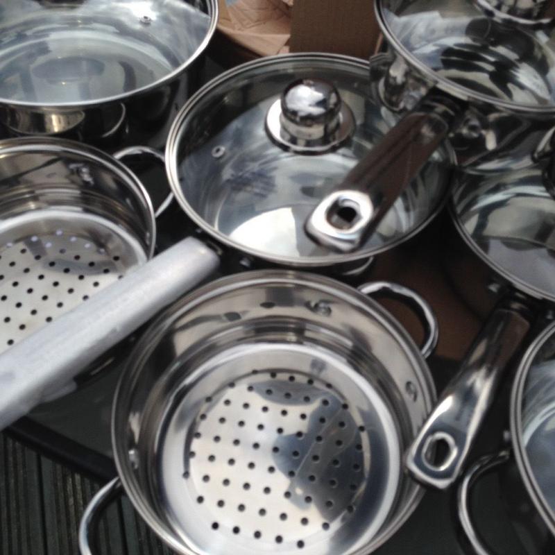 9 Piece steamer and pan set
