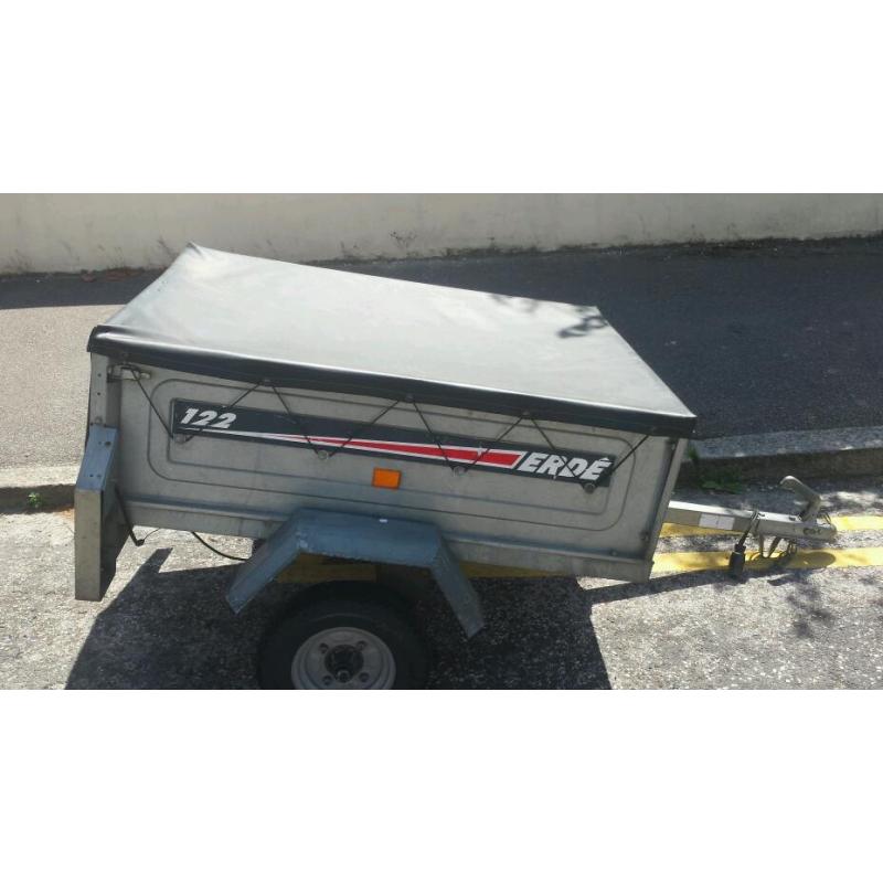 Trailer