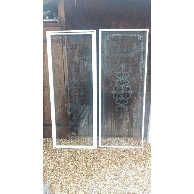 Two sided glass shower cubical/screen with opening door 183 cms x 69 cms - like new condition