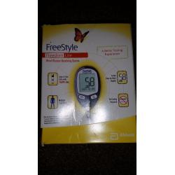 Freestyle Freedom lite blood glucose monitoring system