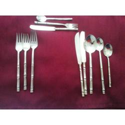100 piece st of bronze cutlery