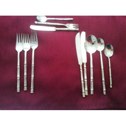 100 piece st of bronze cutlery