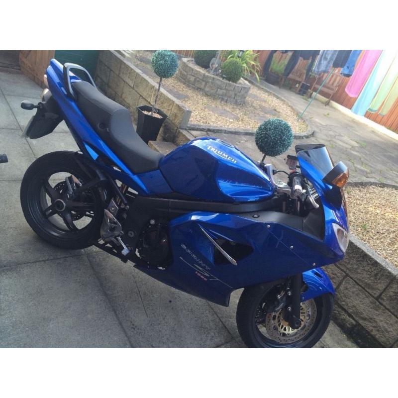 Triumph SPRINT ST 1050