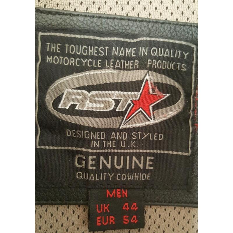 RST One piece Leathers (size 44)