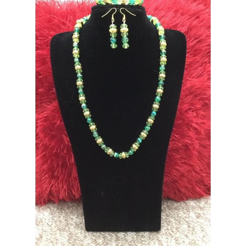 Handmade green 3 piece jewellery set