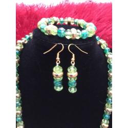 Handmade green 3 piece jewellery set