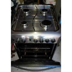50cm Indesit Silver Gas Cooker. Good condition