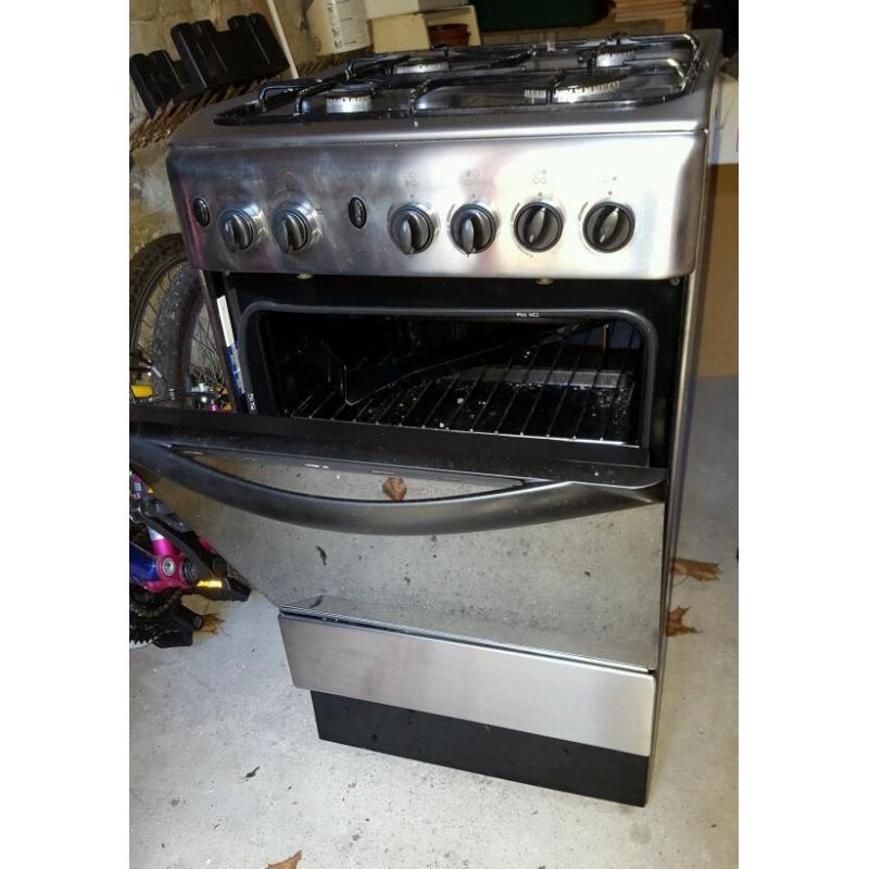 50cm Indesit Silver Gas Cooker. Good condition
