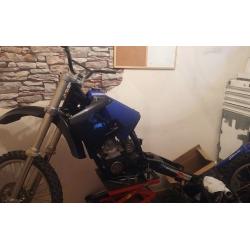 2001 yz125 and yz250 project bike plus loads spares and clothing