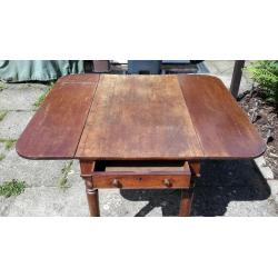Late 1800's drop leaf dining table - Pembroke