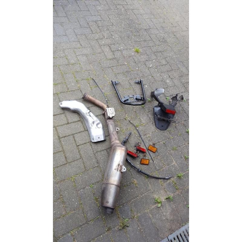 2005 Fireblade exhaust with parts and sissy bars