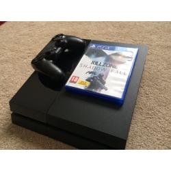 Black PlayStation 4 In Excellent Condition With Game (Bargain)