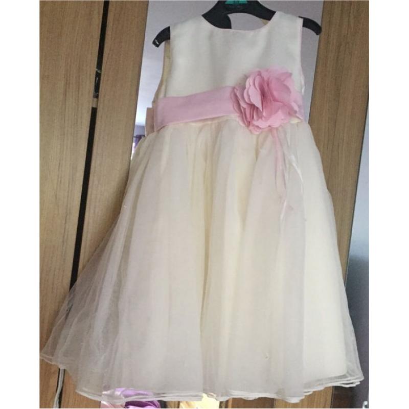 Girls ivory & pink Bridesmaid dress 3-4 years