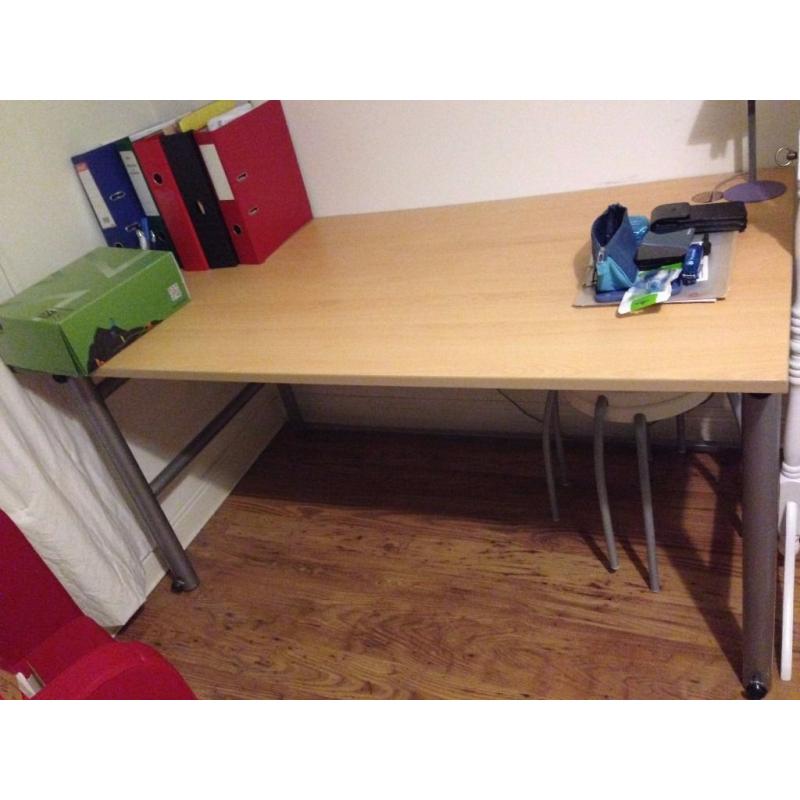 Large Office Desk / Desk for Sale, Very Good Quality and Condition