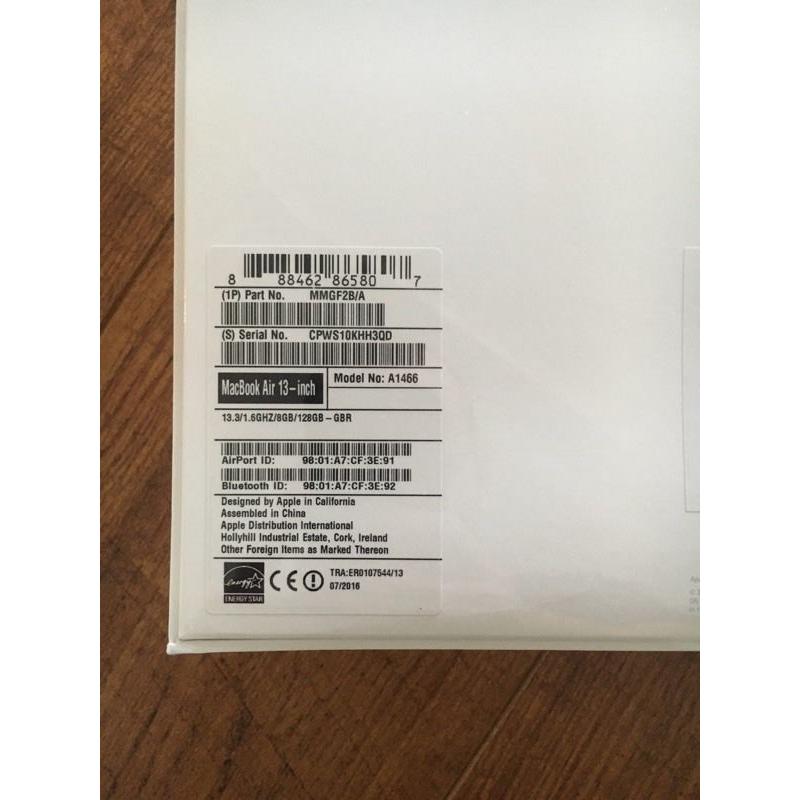 MacBook Air 13inch 128gb