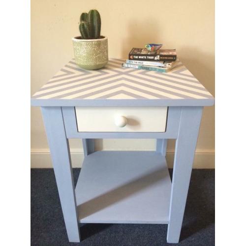 End table