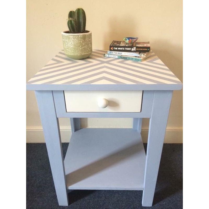 End table