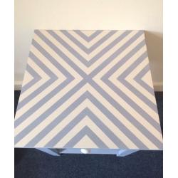 End table