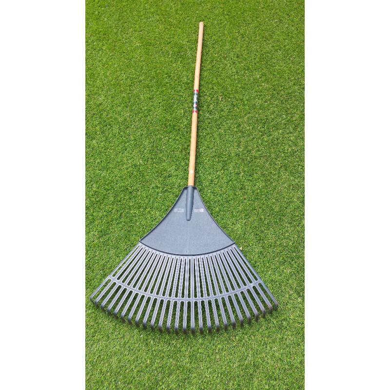 Lawn rake