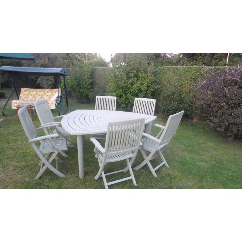 wooden table and chairs for sale
