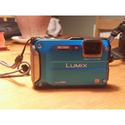 Panasonic DMC-FT3 3D Camera Red 12MP 4.6xZoom 2.7LCD FHD GPS