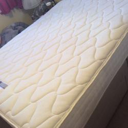 King size bed with two drawers divan & rest assured luxury memory foam matress