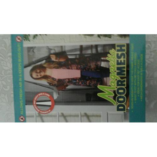 Magnetic door mesh brand new