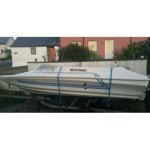 14ft Mustang Speedboat
