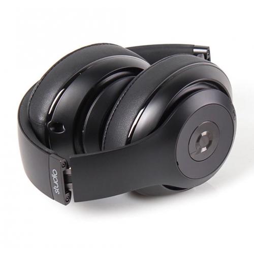 New Beats by Dre Studio wireless Bluetooth