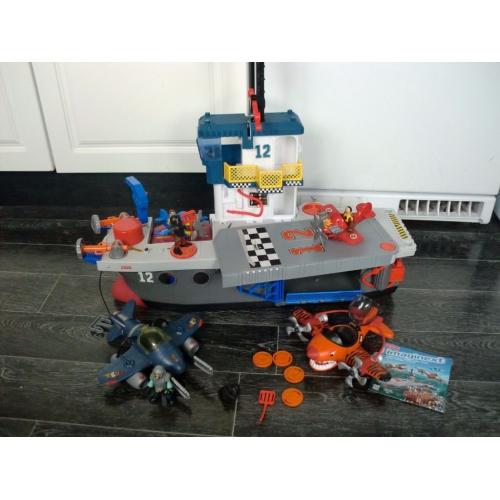 Imaginext Plane Carrier- with extra planes