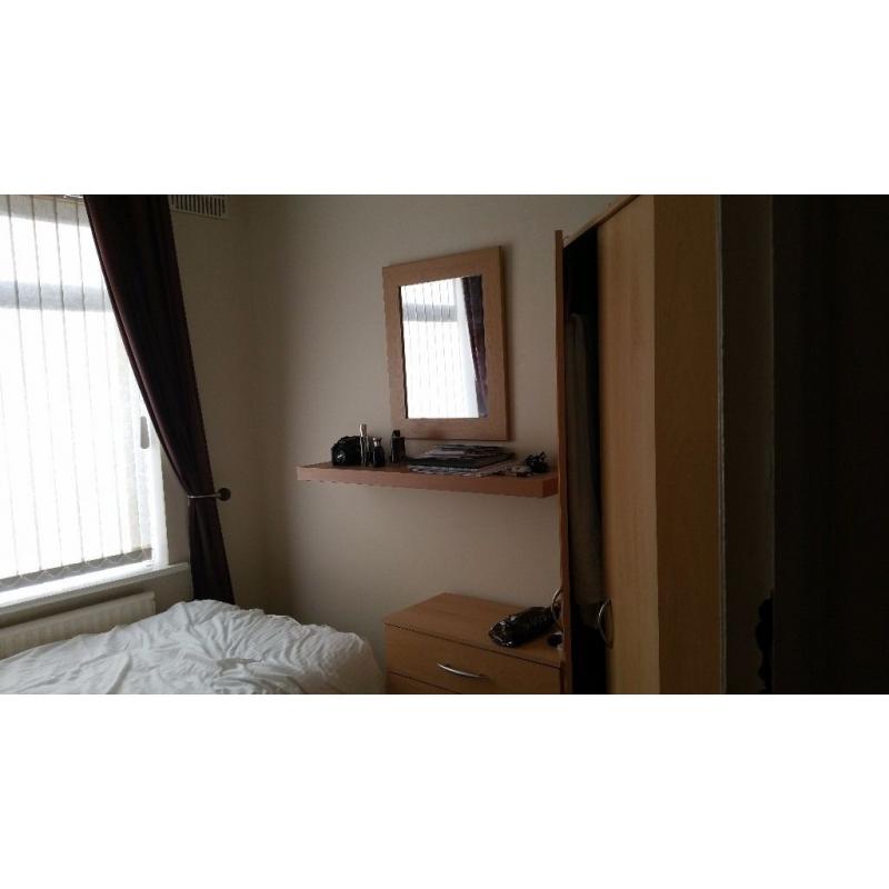 Clean &Tidy single room for rent