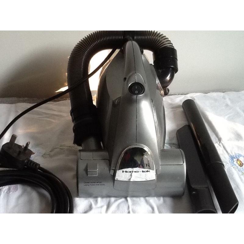 Hunter Home-tek hand-held turbo vacuum cleaner