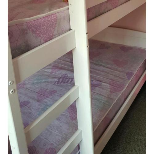 Bunk beds white