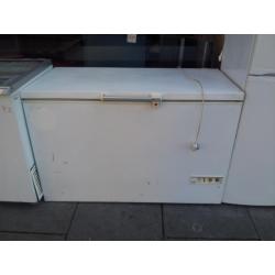 4.5 feet wide deep freeze chest freezer