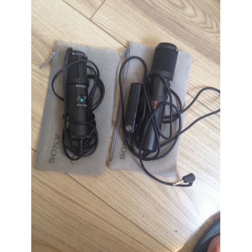2 Sony microphones