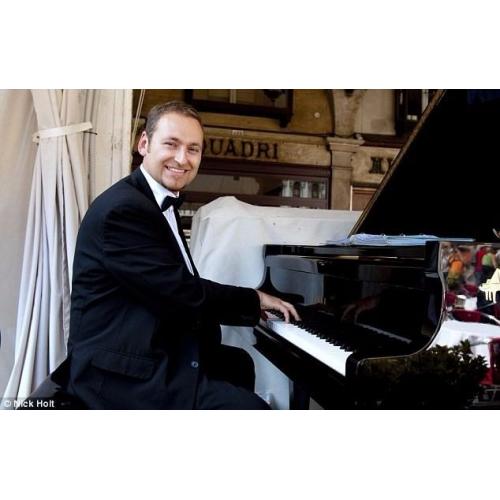 Pianist for events, weddings, etc.