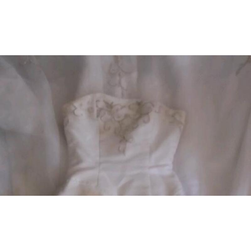 White wedding dress size 10.
