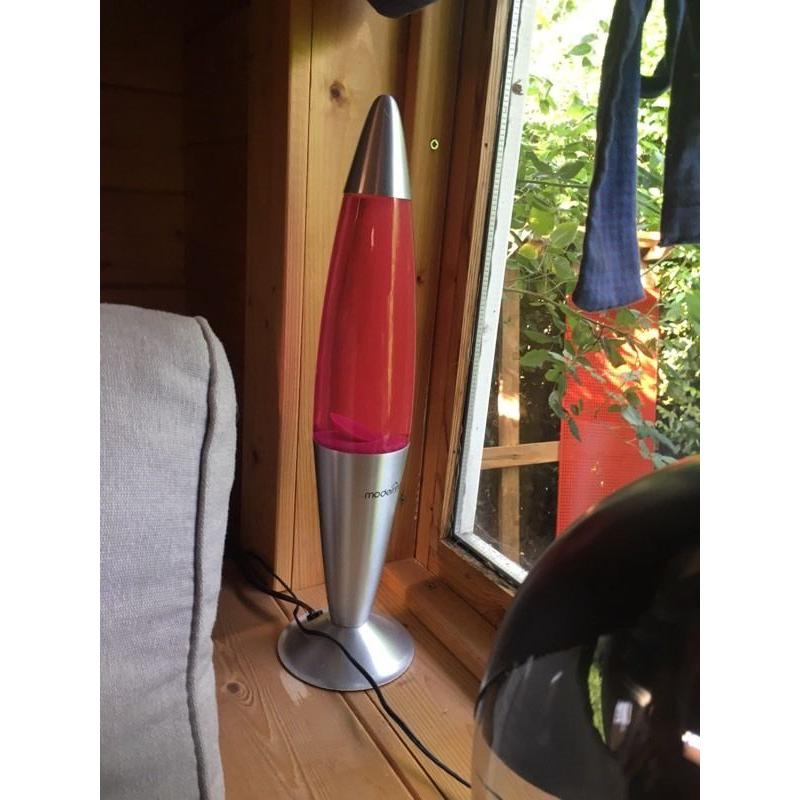 Pink lava lamp that has only been used once