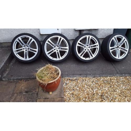 19" Alloy Wheels