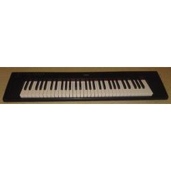 yamaha piaggero np12 keyboard