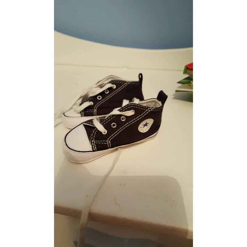 Converse baby shoes size 3. NEW