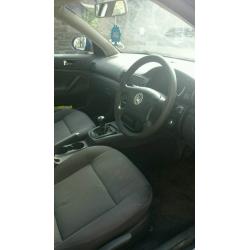 Wolkswagen PASSAT 2004 good condition full year Mot