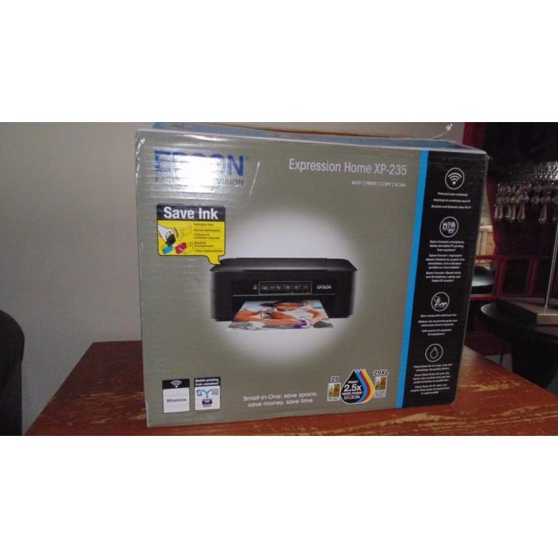 Epsom Expression Home XP-235 Wireless Printer. Perfect working condition. Including set up disk.